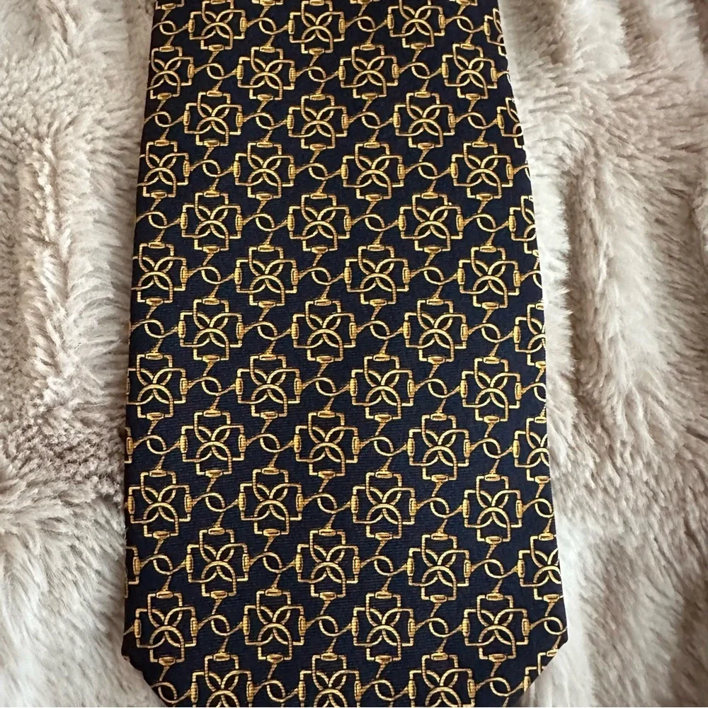 Bert Pulitzer Navy Gold Geometric Silk Tie Made in USA - Picture 2 of 6